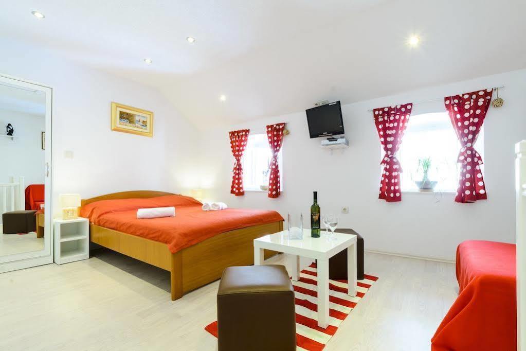 Apartments Bobo Dubrovnik Bagian luar foto